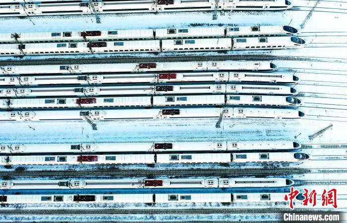 哈鐵管轄高鐵動車組。　哈鐵提供