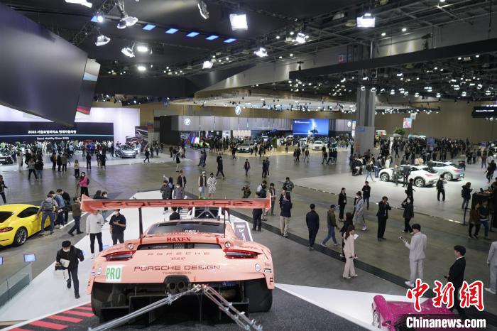 圖為展會(huì)現(xiàn)場(chǎng)。　劉旭 攝