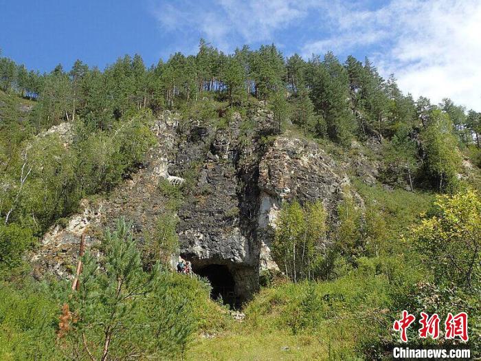 丹尼索瓦洞的入口(圖片來自Richard G. Roberts)。　施普林格·自然 供圖