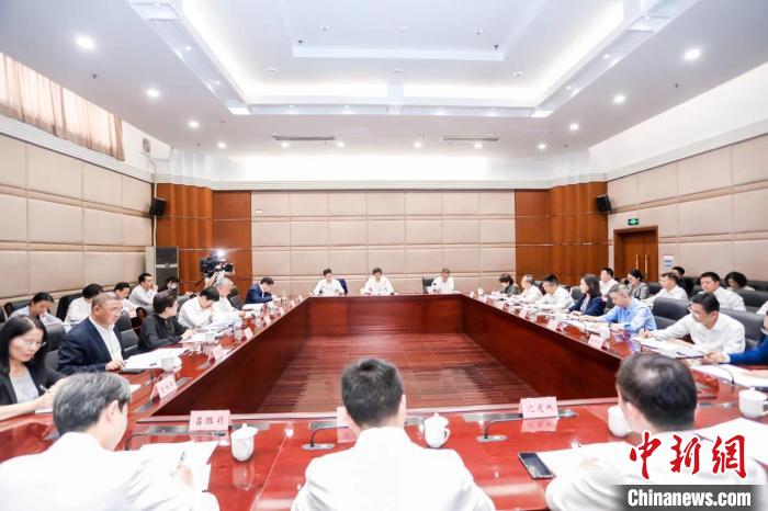 浙江召開統一戰線“凝心鑄魂強根基、團結奮進新征程”主題教育動員會