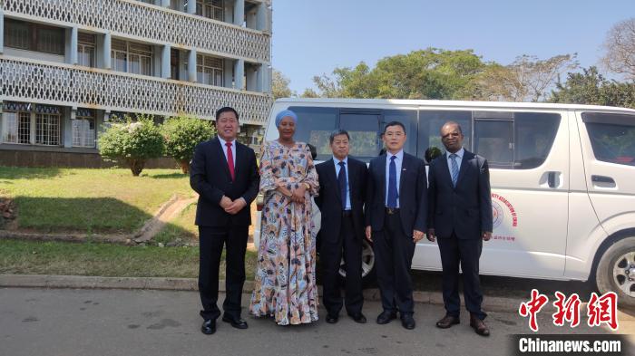 捐贈儀式現場。　受訪者供圖