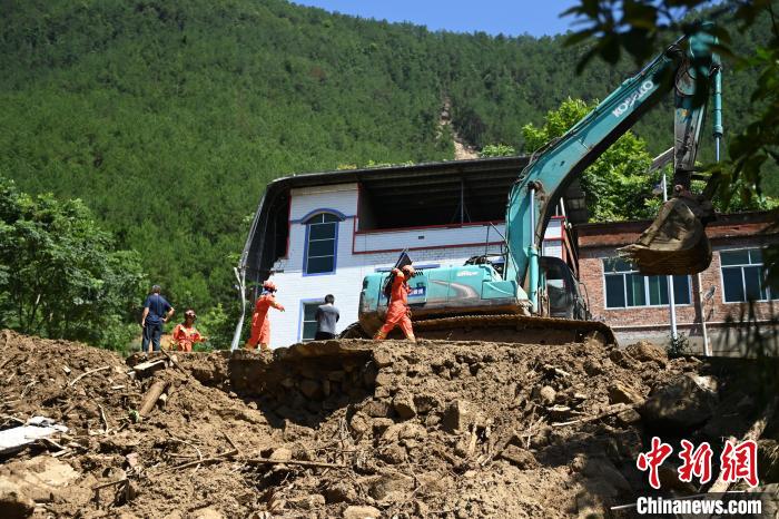 重慶19個區縣310個鄉鎮（街道）遭受洪澇、地質災害