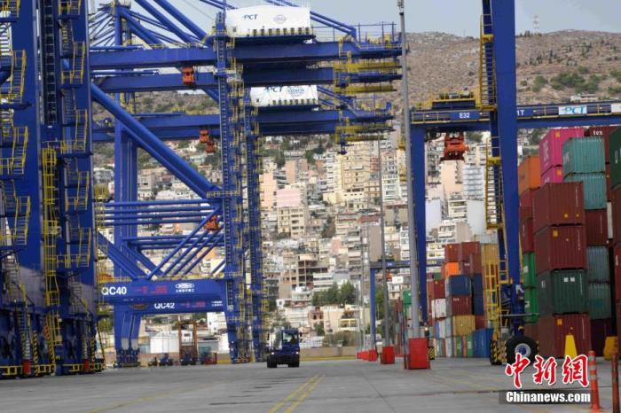 比雷埃夫斯港項(xiàng)目作為中國希臘共建“一帶一路”合作的旗艦項(xiàng)目，受到社會(huì)各界廣泛關(guān)注。 <a target='_blank' href='/'><p  align=