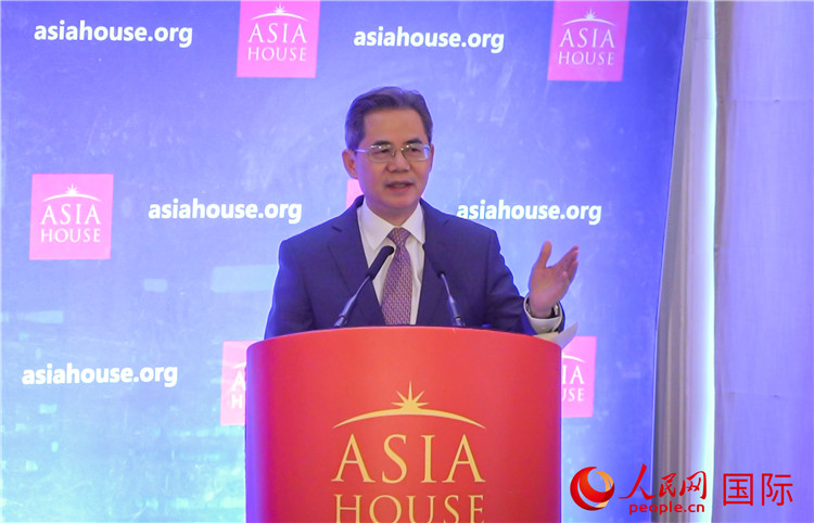 鄭澤光大使強調，中國經濟長期向好的總趨勢不會改變。人民網 郭錦標攝