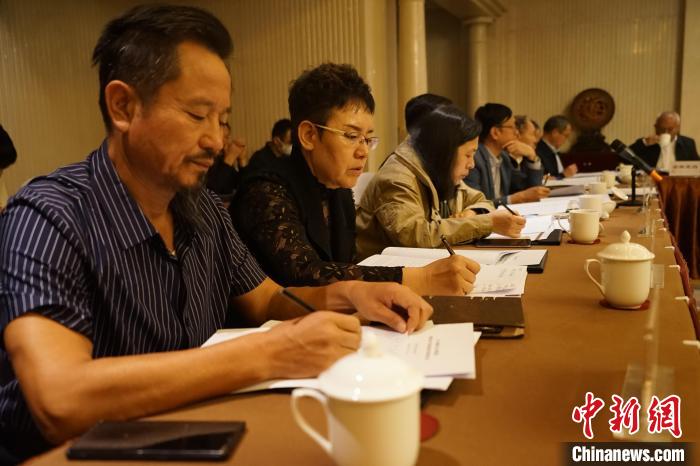 圖為座談會現(xiàn)場。　潘雨潔 攝