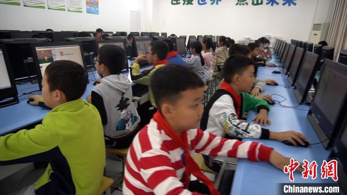 四川：拉齊讀書“起跑線”民族地區教育“結碩果”