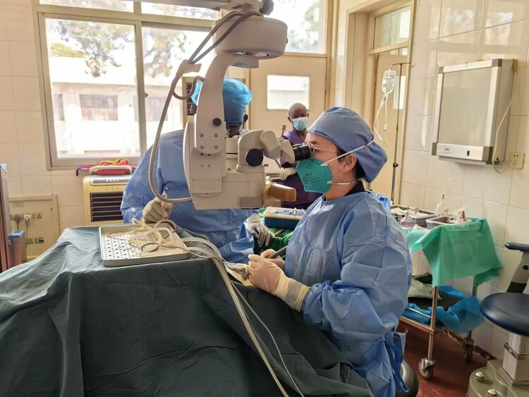 第20批援中非中國醫療隊：不以山海為遠 傳播仁心仁術