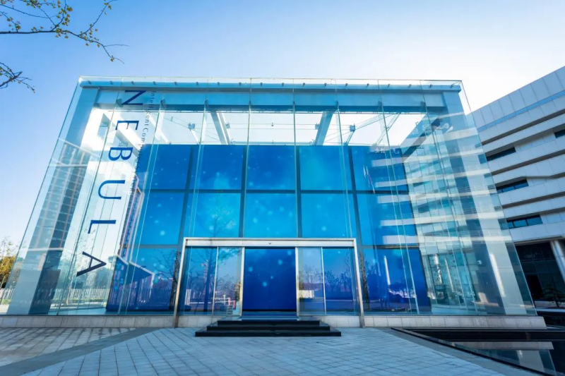 【烏鎮(zhèn)觀潮】加速智慧互聯(lián)，從“枕水烏鎮(zhèn)”駛向“數(shù)字藍海”