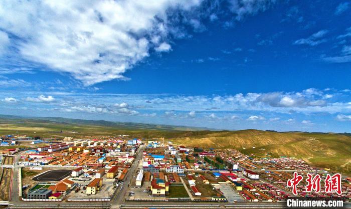 黃河源頭瑪多縣城二片區清潔供暖項目正式投運