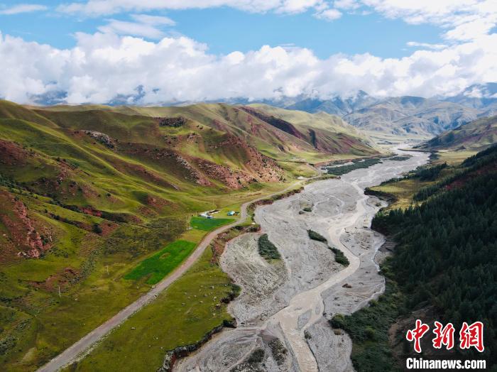 資料圖為祁連山國家公園青海片區。　李江寧 攝
