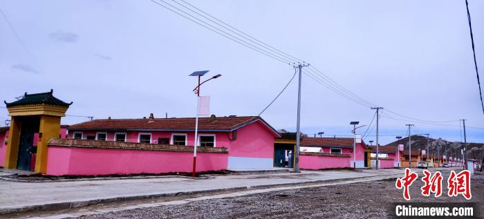 青海瑪多全面完成地震受災群眾農房維修加固工作