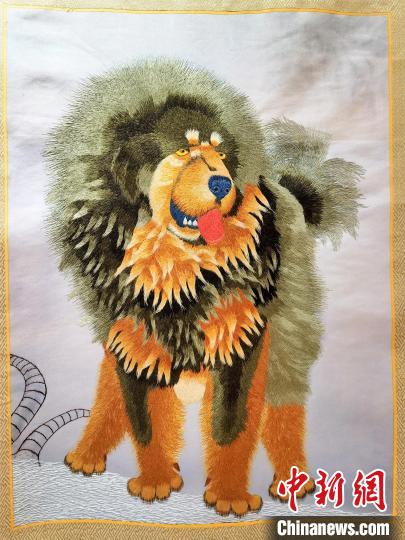 圖為藏繡作品。　祁增蓓 攝