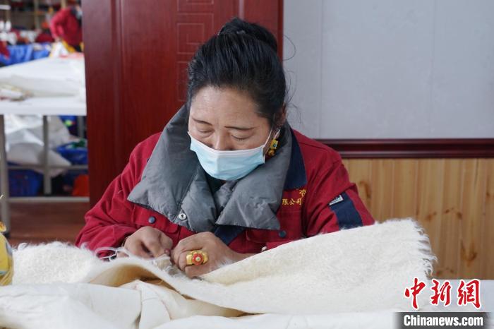 青海治多：“量身打造”產業改善牧民生活