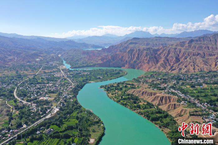 青海尖扎:黃河谷地水清岸綠