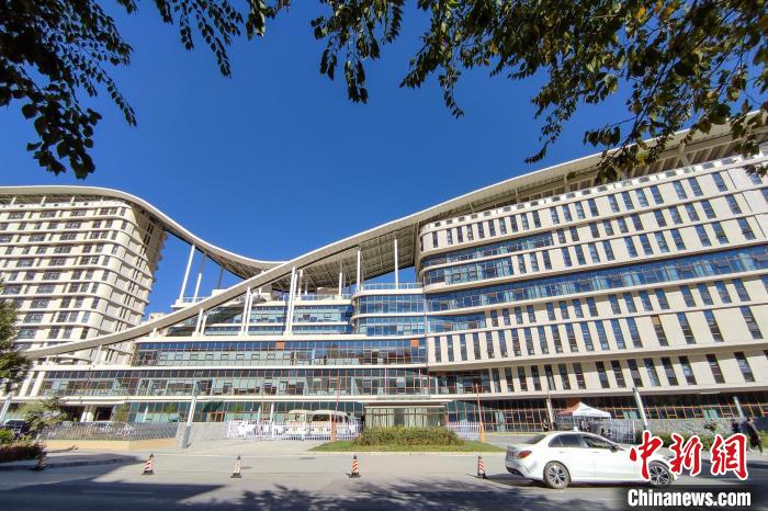 圖為西藏自治區婦產兒童醫院,該院填補了西藏沒有省級兒童醫院(婦幼保健院)的空白。 江飛波 攝