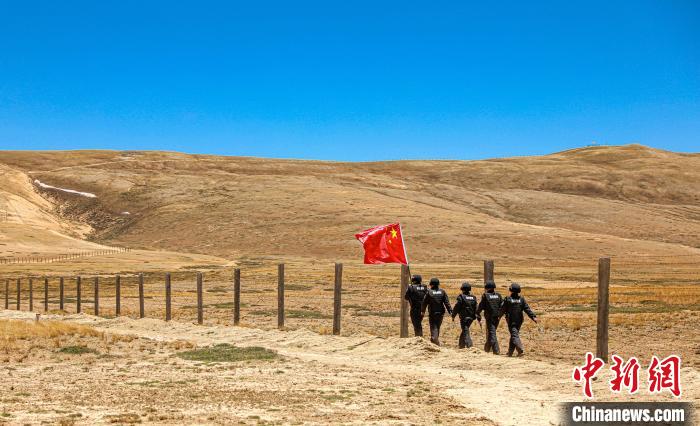 【十年@每一個奮斗的你】海拔5300米！看西藏亞熱邊境派出所的“追風”人