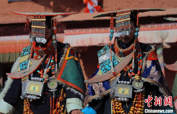 圖為參展攝影師拍攝的西藏阿里普蘭飛天服飾。 主辦方 供圖