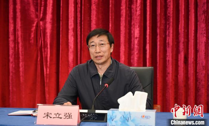 圖為西藏自治區黨委組織部副部長、第十批援藏干部人才總領隊宋立強致辭。